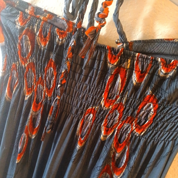 💥Maxi Grey Sun Dress soft with peacock design. - Picture 4 of 8